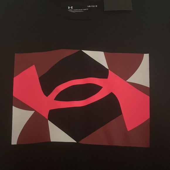 Mens UA tshirt - Picture 2 of 4